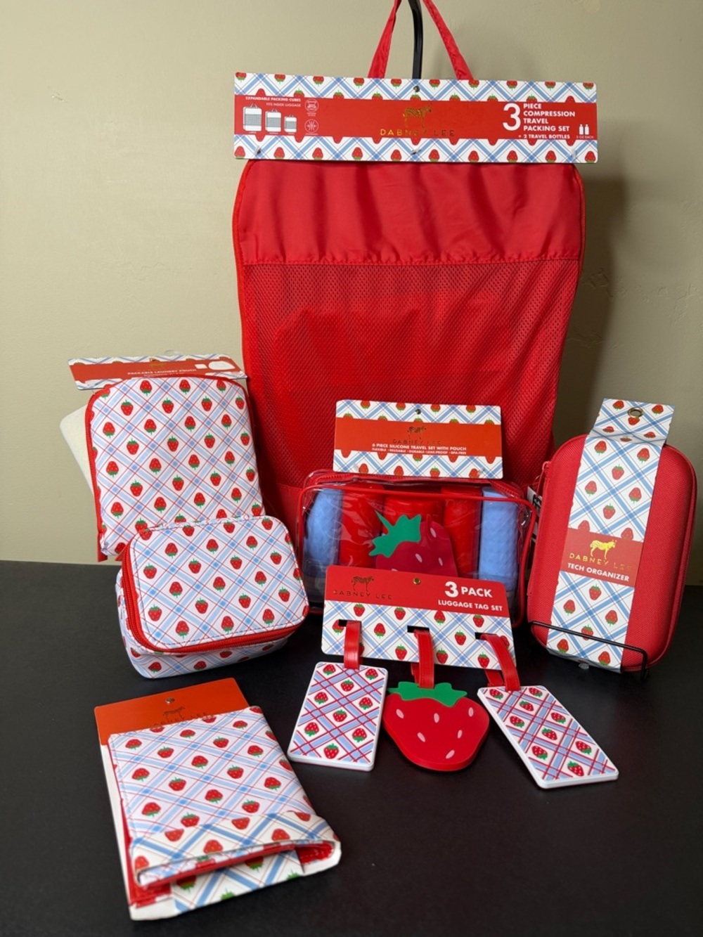 Dabney Lee | Strawberry 🍓 Themed Packing Cube Set (19 pcs)